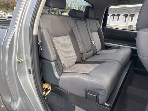 2016 Toyota Tundra SR5