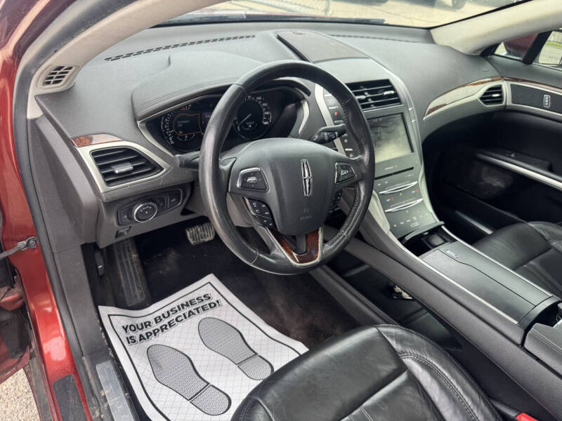 2014 Lincoln MKZ