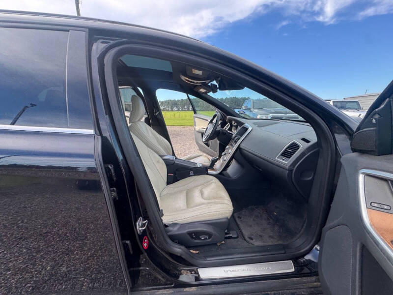 2015 Volvo XC60 T5 Drive-E Premier