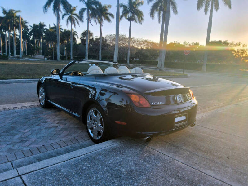2004 Lexus SC 430