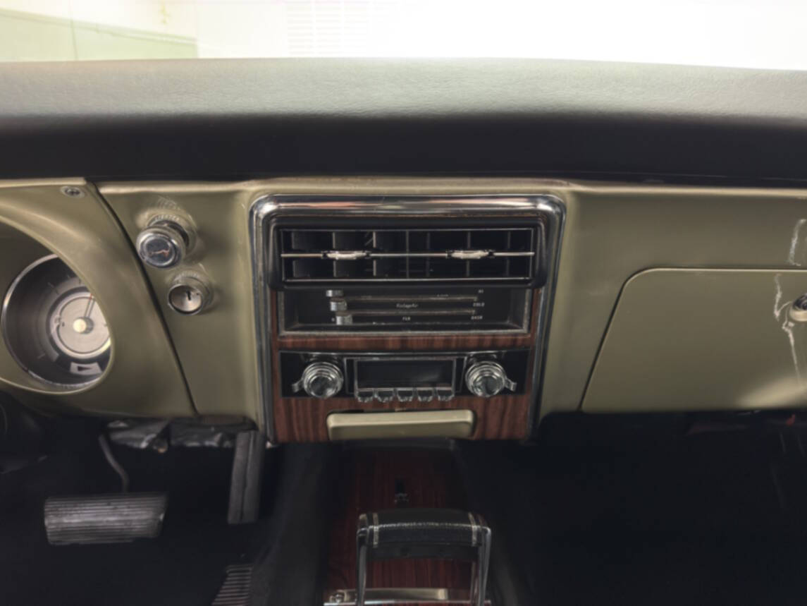 1968 Chevrolet Camaro 19