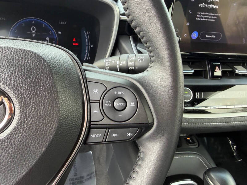 2025 Toyota Corolla Hatchback XSE