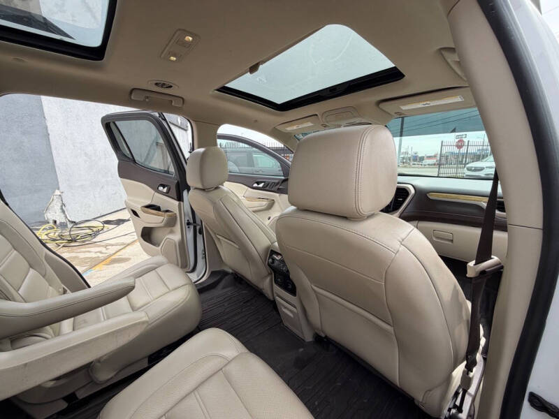 2018 GMC Acadia Denali