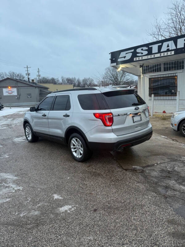 2017 Ford Explorer
