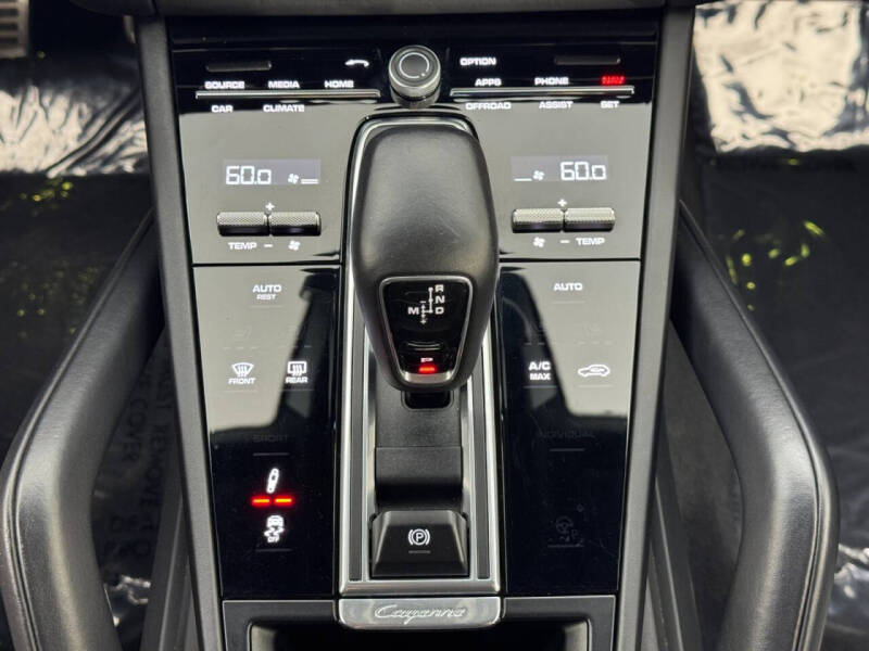 2021 Porsche Cayenne GTS Coupe