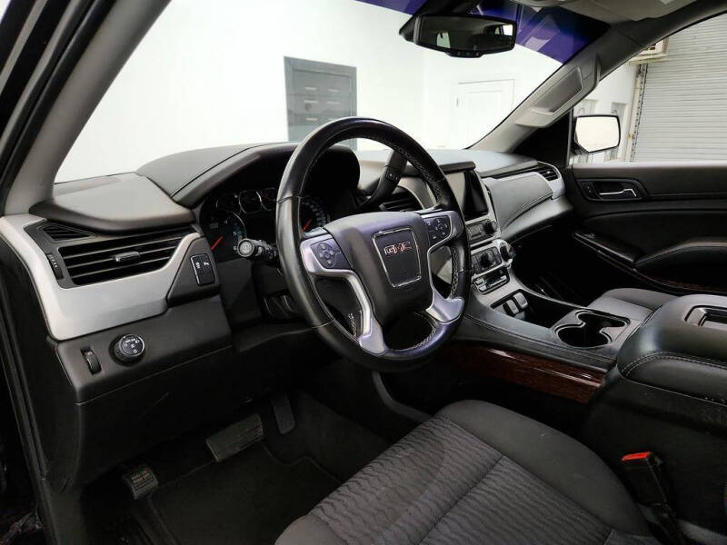 2020 GMC Yukon SLE