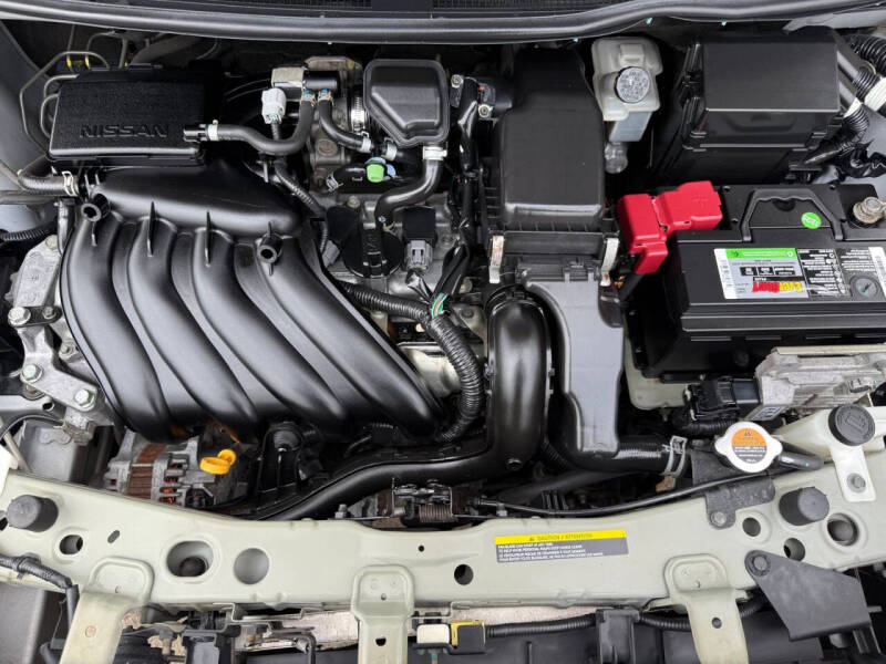 2012 Nissan Versa 1.6 SV