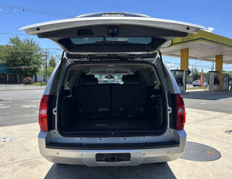 2011 Chevrolet Suburban LT