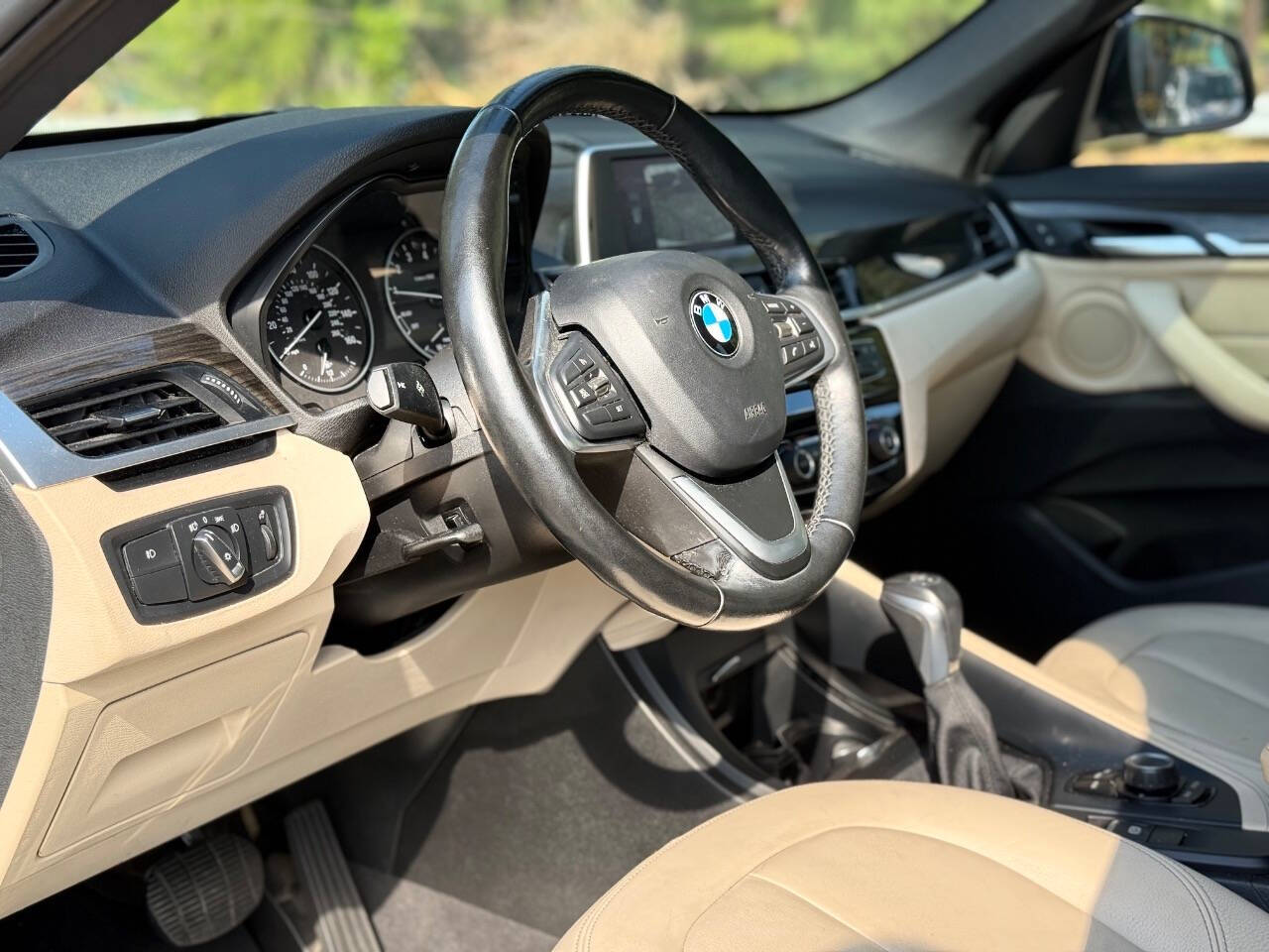 2018 BMW X1 28i photo 22