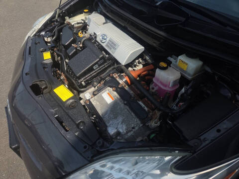 2012 Toyota Prius Two