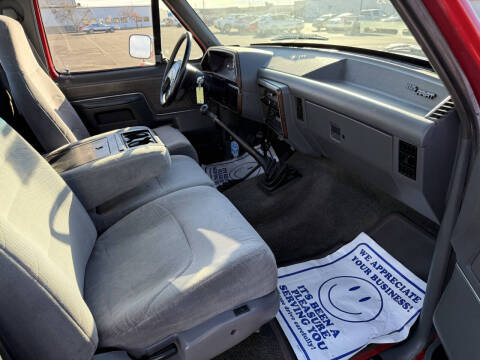 1990 Ford F-150 XLT Lariat