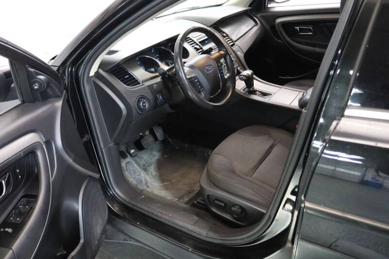 2012 Ford Taurus SEL