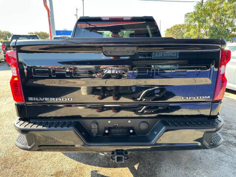 2022 Chevrolet Silverado 1500 Custom