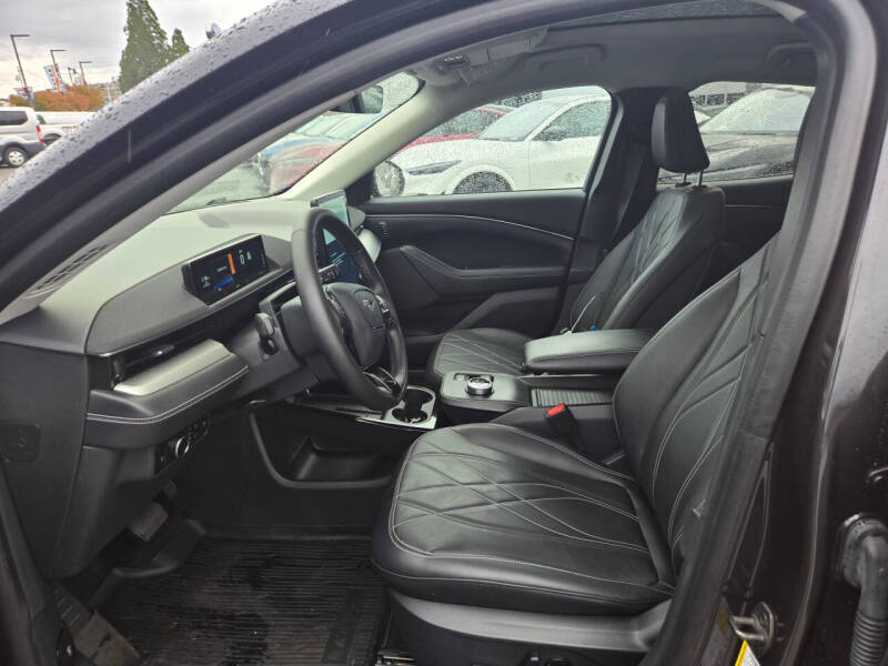 2021 Ford Mustang Mach-E California Route 1