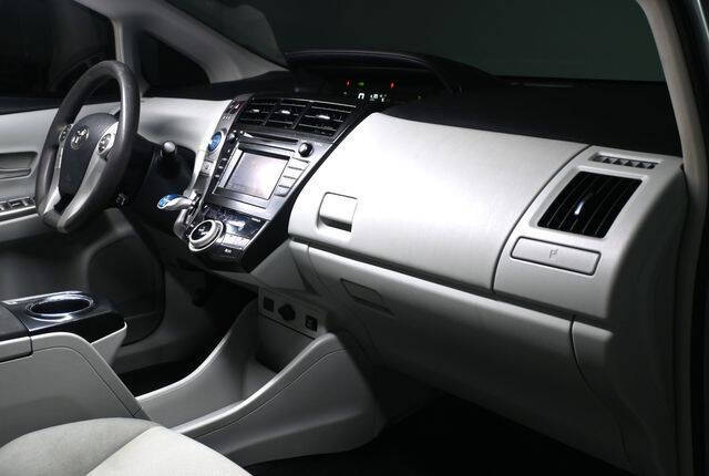 2013 Toyota Prius v Three