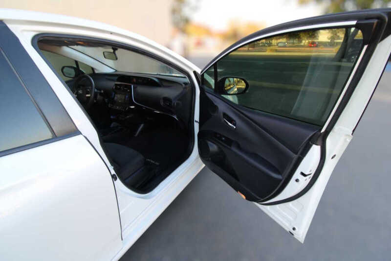 2016 Toyota Prius Two