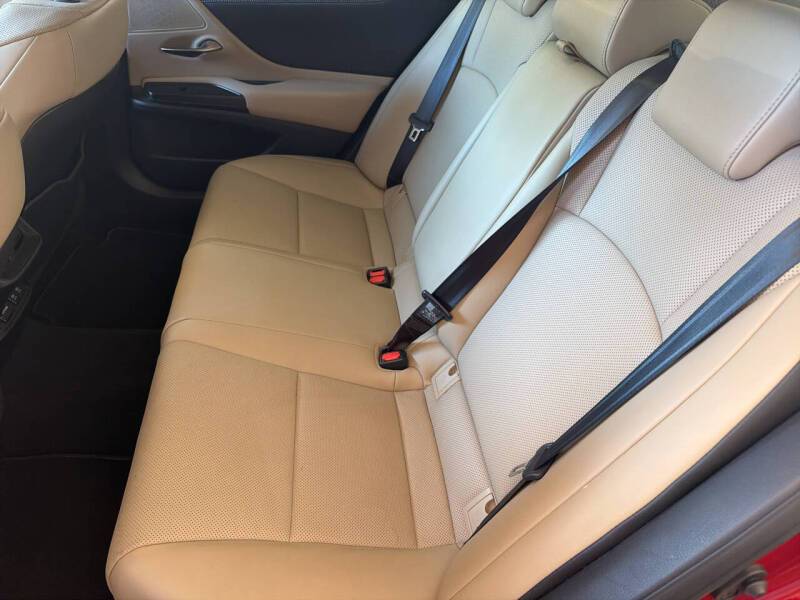 2019 Lexus ES 350 Luxury