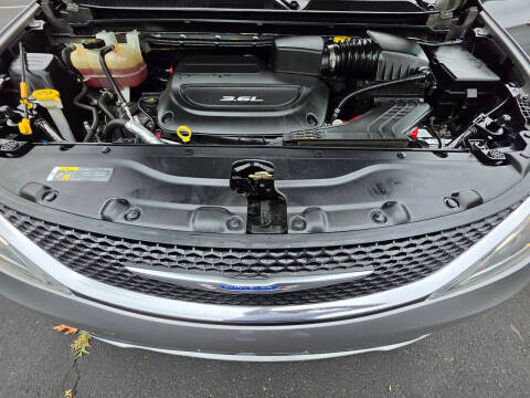 2018 Chrysler Pacifica Touring L Plus