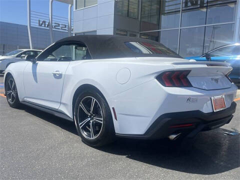 2024 Ford Mustang EcoBoost