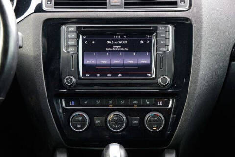 2017 Volkswagen Jetta 2.0T GLI