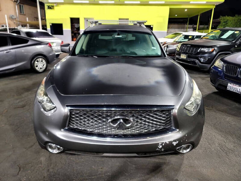 2017 Infiniti QX70