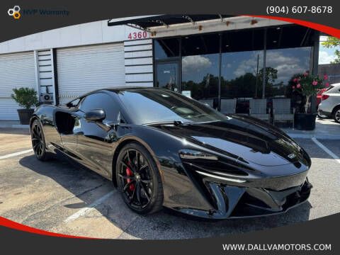 2023 McLaren Artura