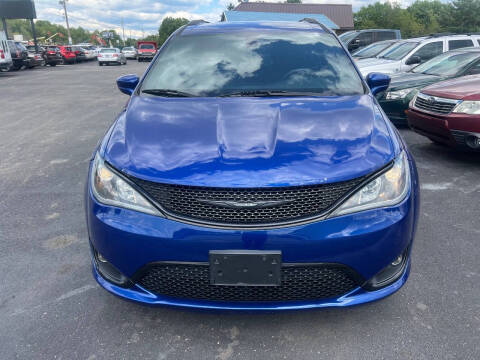 2018 Chrysler Pacifica Touring Plus