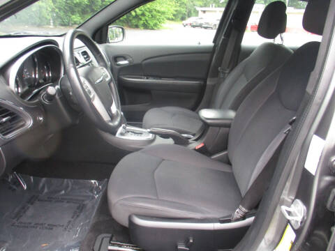 2013 Chrysler 200 Touring