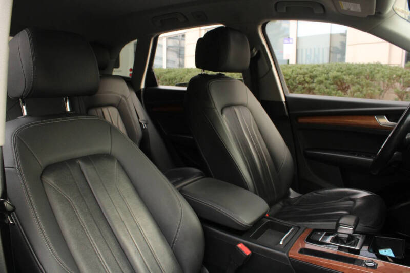 2021 Audi Q5 quattro Premium 45 TFSI