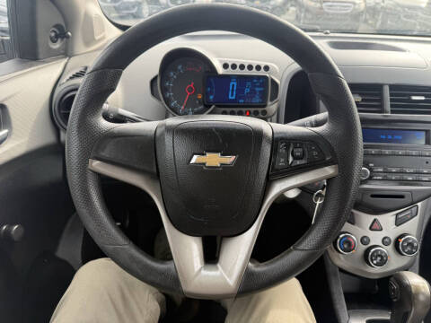 2013 Chevrolet Sonic LS Auto