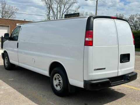 2017 Chevrolet Express 3500