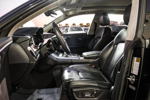 2020 Audi Q8 quattro Prestige 55 TFSI