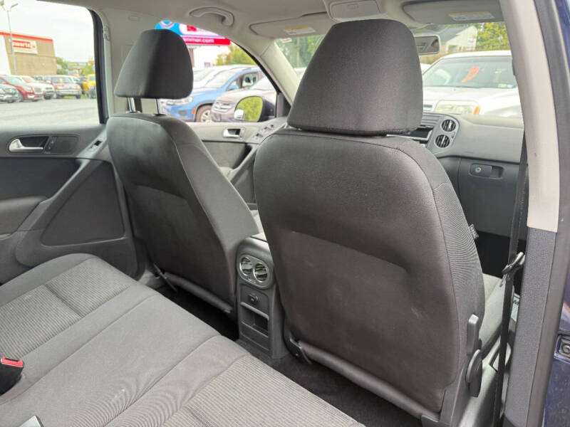 2012 Volkswagen Tiguan SE 4Motion