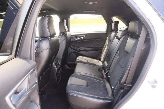 2022 Ford Edge ST