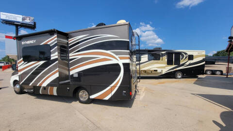 2017 Thor Motor Coach SYNERGY  CB24