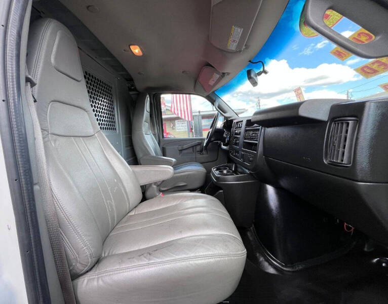 2018 Chevrolet Express 2500