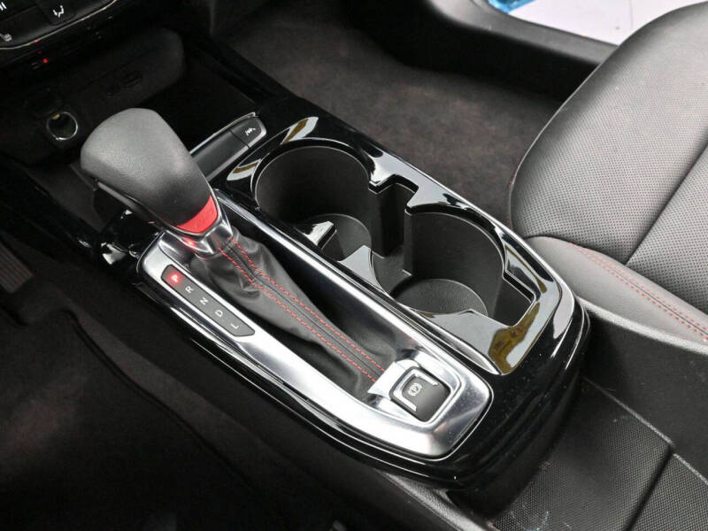 2025 Chevrolet Trax RS