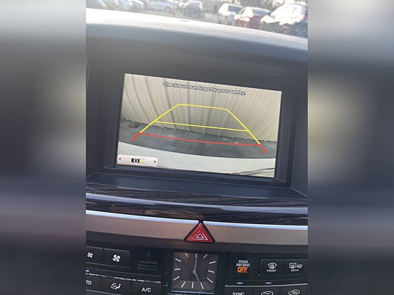 2015 Hyundai Genesis