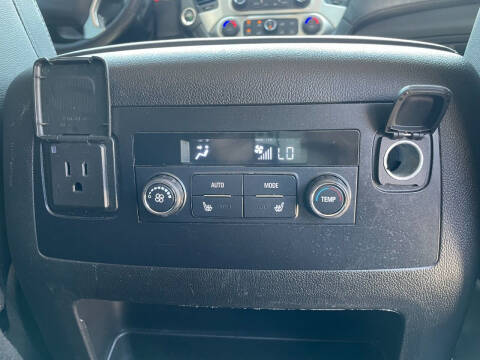 2017 GMC Yukon XL SLT