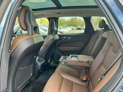 2018 Volvo XC60 T5 Momentum