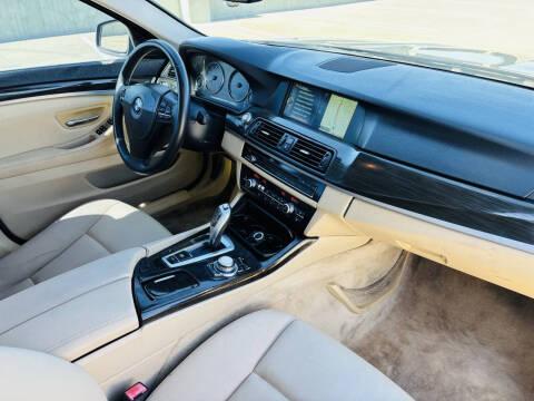 2013 BMW 5 Series 528i