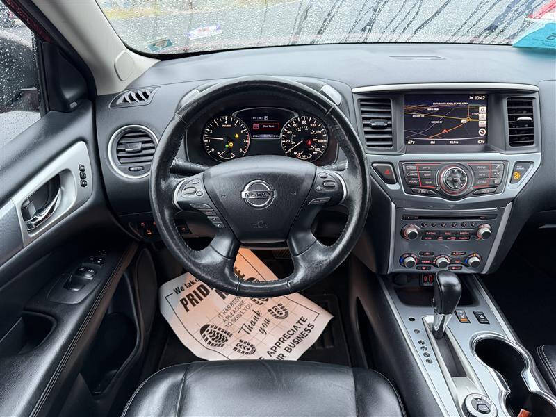 2019 Nissan Pathfinder SL