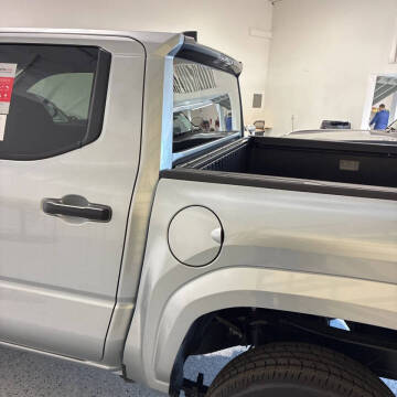 2025 Toyota Tacoma SR