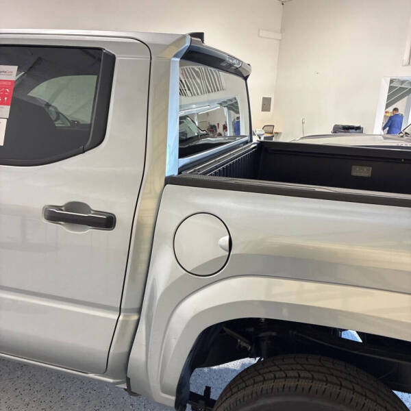 2025 Toyota Tacoma SR