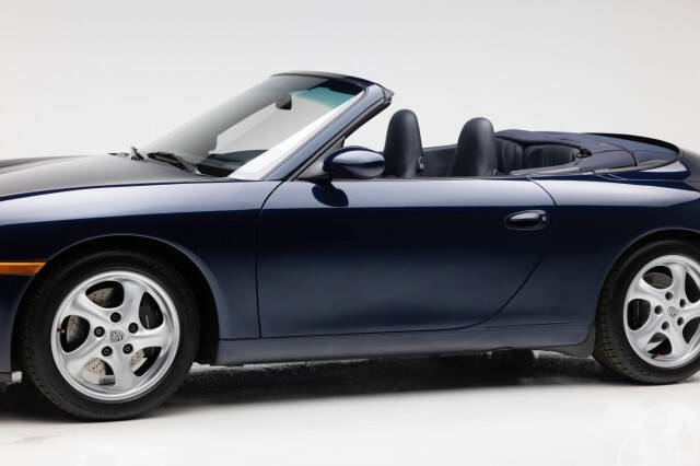 2000 Porsche 911 Carrera