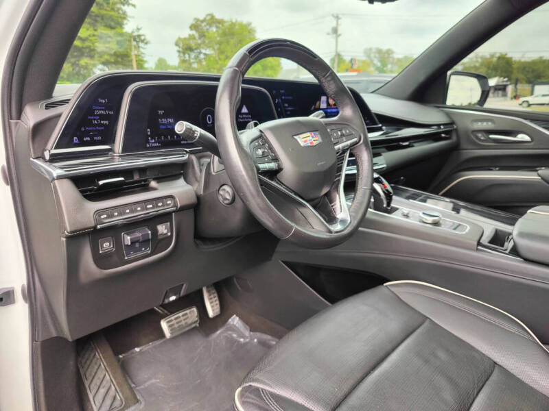 2022 Cadillac Escalade Sport