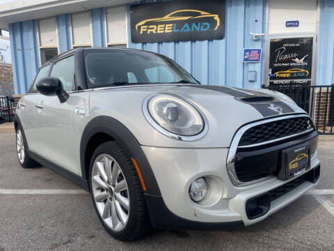 2015 MINI Hardtop 4 Door for sale at Freeland LLC in Waukesha WI