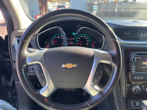 2017 Chevrolet Traverse LT