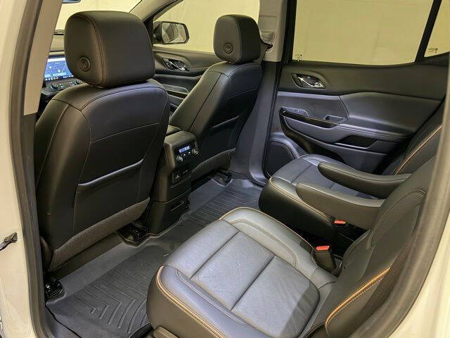 2021 GMC Acadia AT4