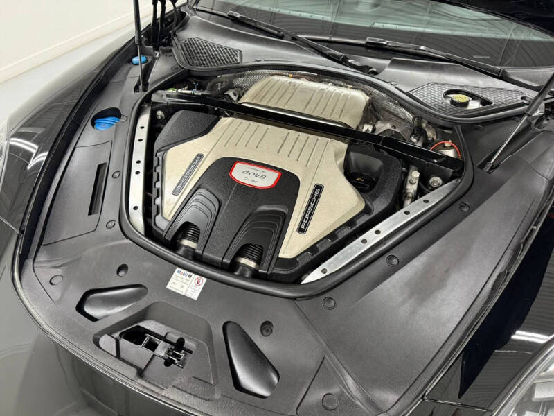 2019 Porsche Panamera Turbo